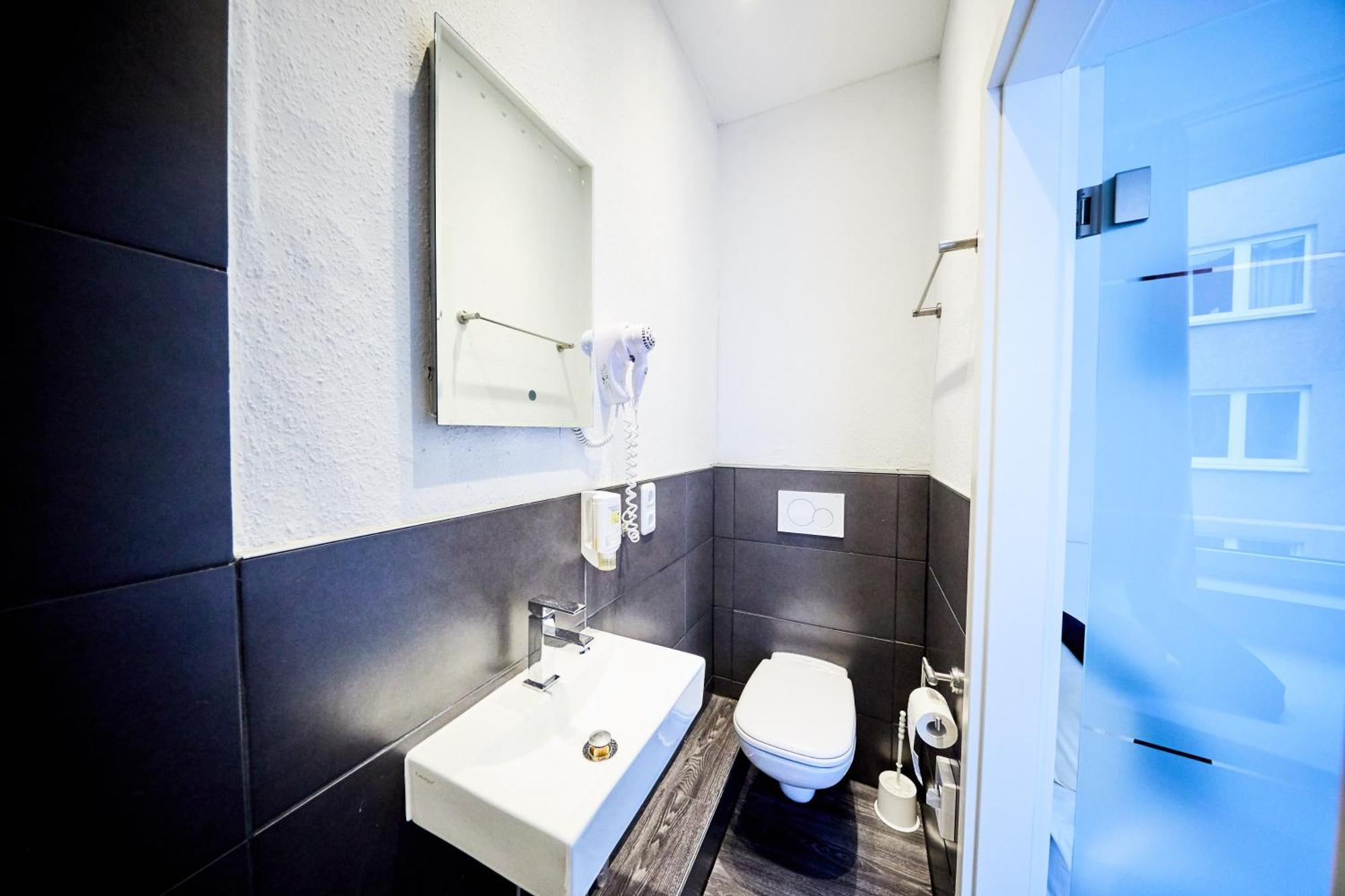 Hotel Alt Deutz City-Messe-Arena Kontaktloser Self Check-In Kolonia Zewnętrze zdjęcie