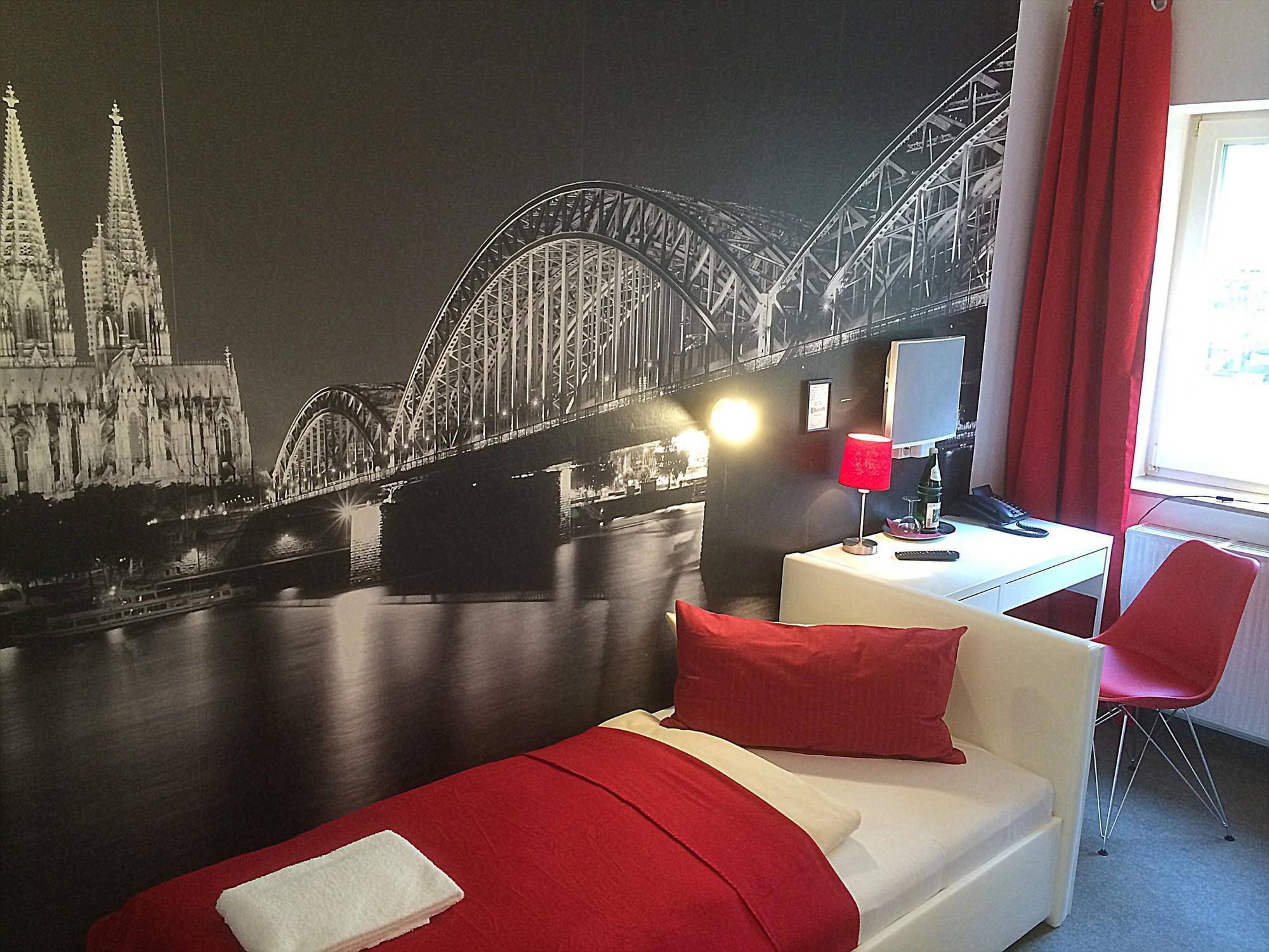 Hotel Alt Deutz City-Messe-Arena Kontaktloser Self Check-In Kolonia Zewnętrze zdjęcie