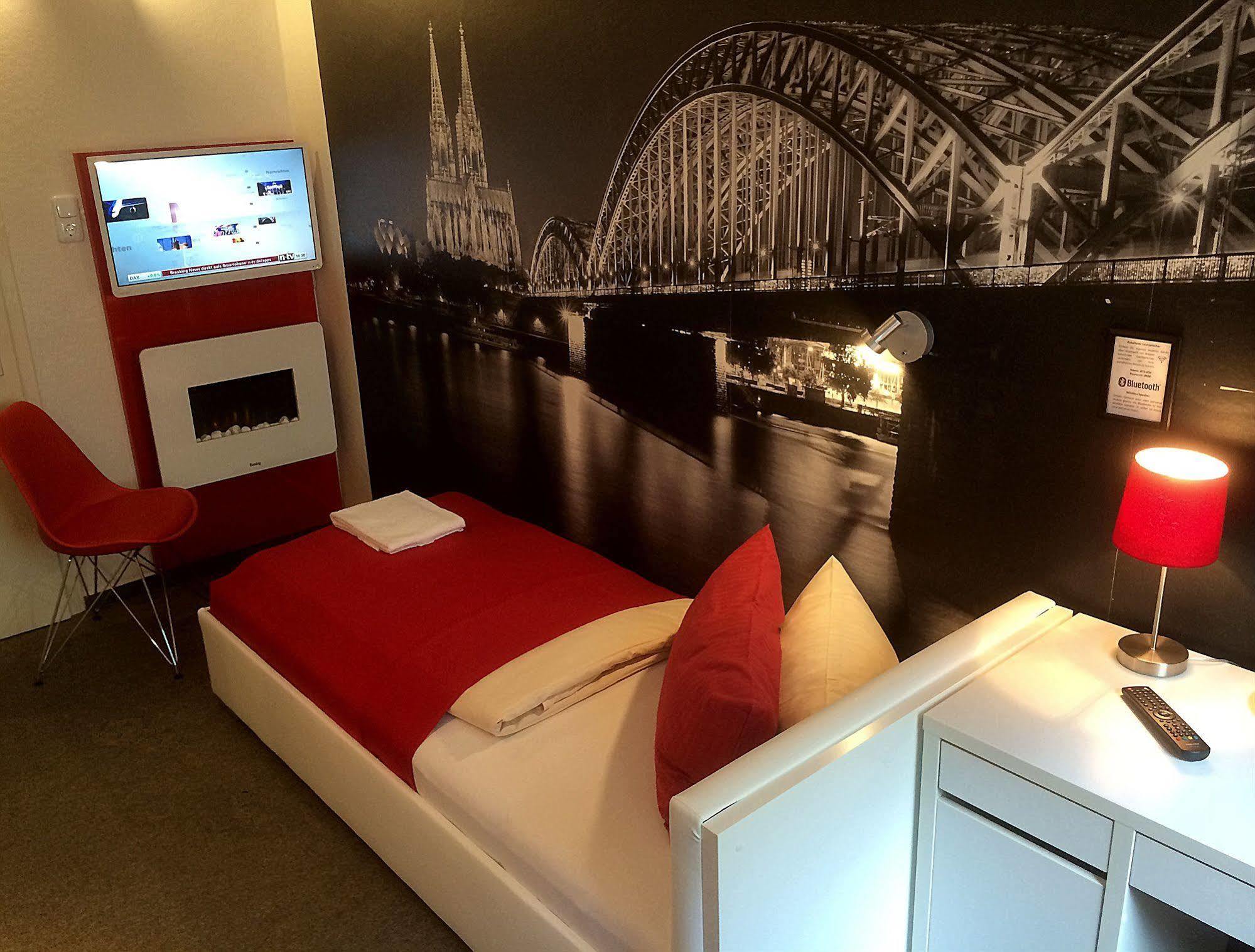 Hotel Alt Deutz City-Messe-Arena Kontaktloser Self Check-In Kolonia Zewnętrze zdjęcie