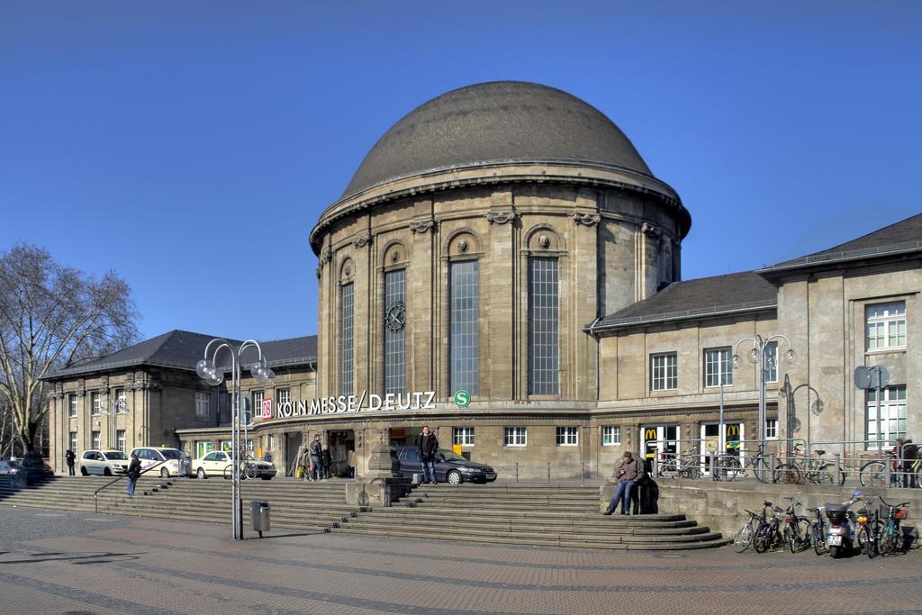 Hotel Alt Deutz City-Messe-Arena Kontaktloser Self Check-In Kolonia Zewnętrze zdjęcie